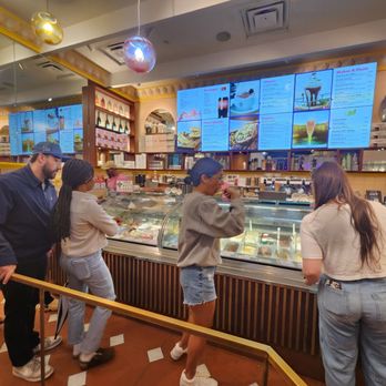 Vivoli Il Gelato - Ice Cream & Frozen Yogurt Near Me - Orlando, Florida