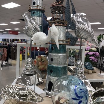 Bealls Outlet - Beach themed decor. - Department Stores Near Me - Pompano Beach, Florida