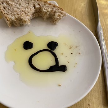 Re Foods - Olive oil - they made faces with the balsamic - Italian Near Me - Sorrento, NA