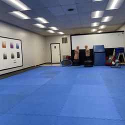 Martin’s American Kenpo Karate - So spacious and clean, and doesn't smell like sweat!!