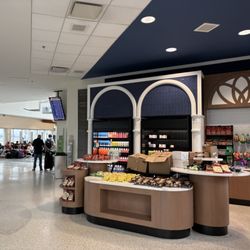 Louisville Muhammad Ali International Airport - Grab and go shop