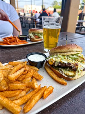 Jake's Pub & Billiards by null