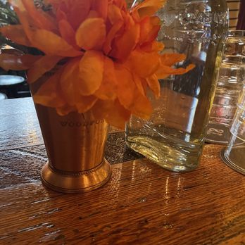 Tanner Smiths - Cocktail Bars Near Me - New York, New York