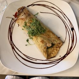 Chicken pesto crepe