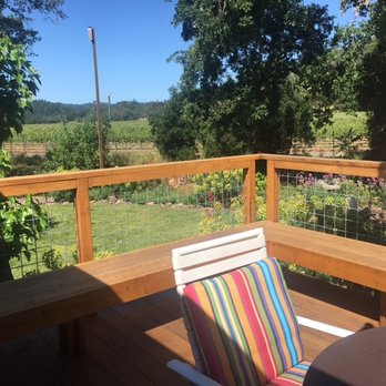 Trailside Inn - Bed & Breakfast Near Me - Calistoga, California