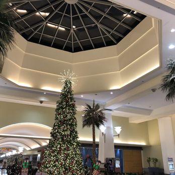 Sunrise Mall - Sunrise Mall Christmas Time, background Food Court. - Shopping Centers Near Me - Citrus Heights, California