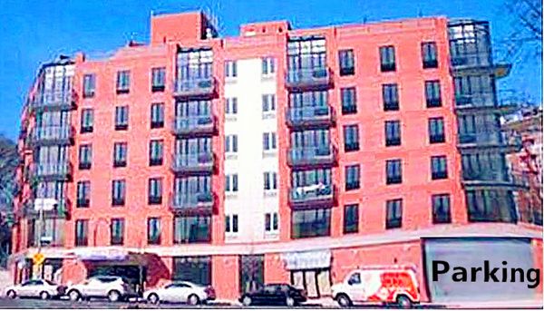 Woodhaven Parking Lot for Cars Motorcycles