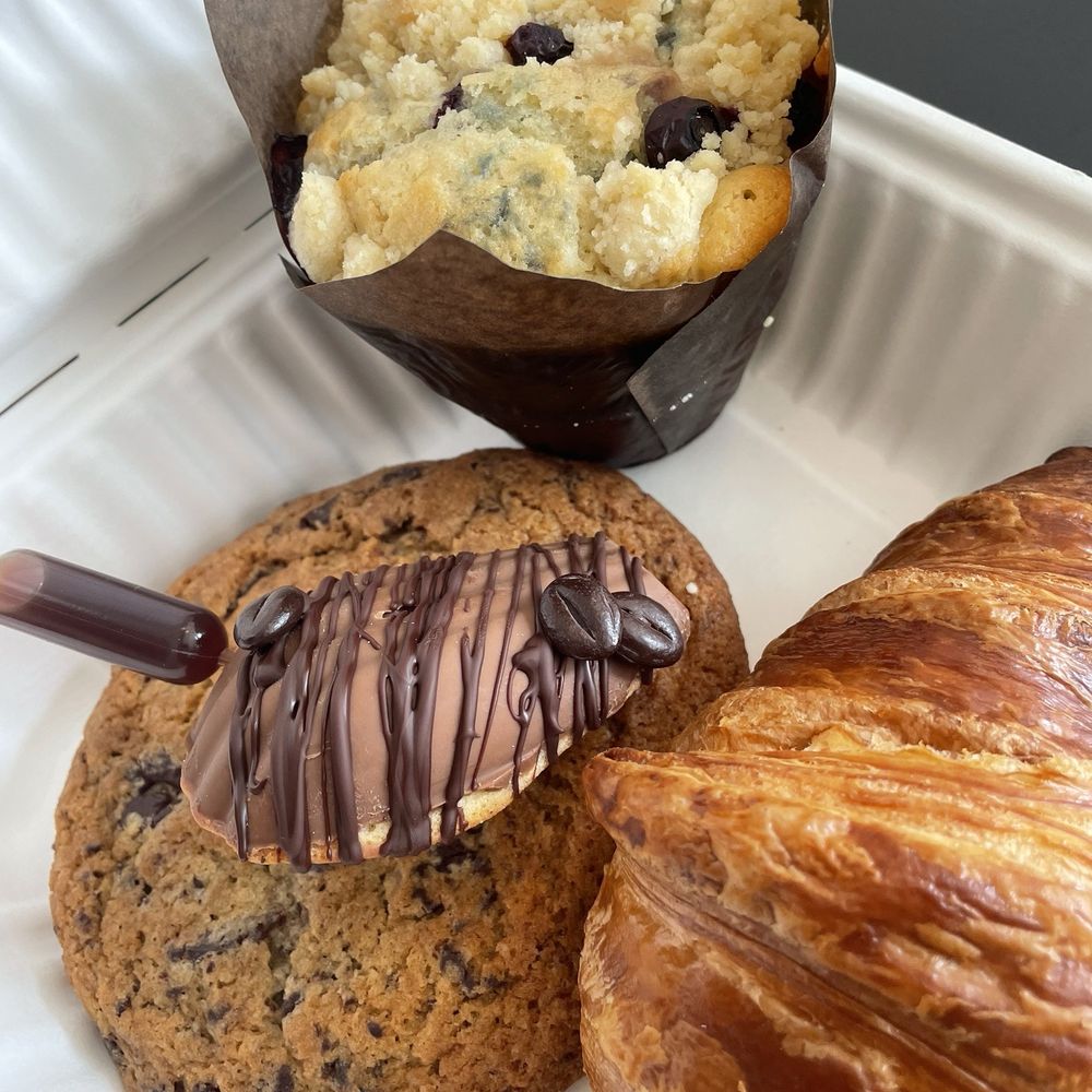 Fanny's - Pastries - Cocktail Bars Near Me - Los Angeles, California