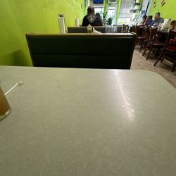 Las Salsas Doña Marys - Dining room booths