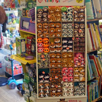 Building Blocks Toy Store - Toy Stores Near Me - Chicago, Illinois