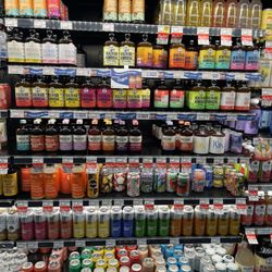 Lassens Natural Foods & Vitamins - Kombucha section