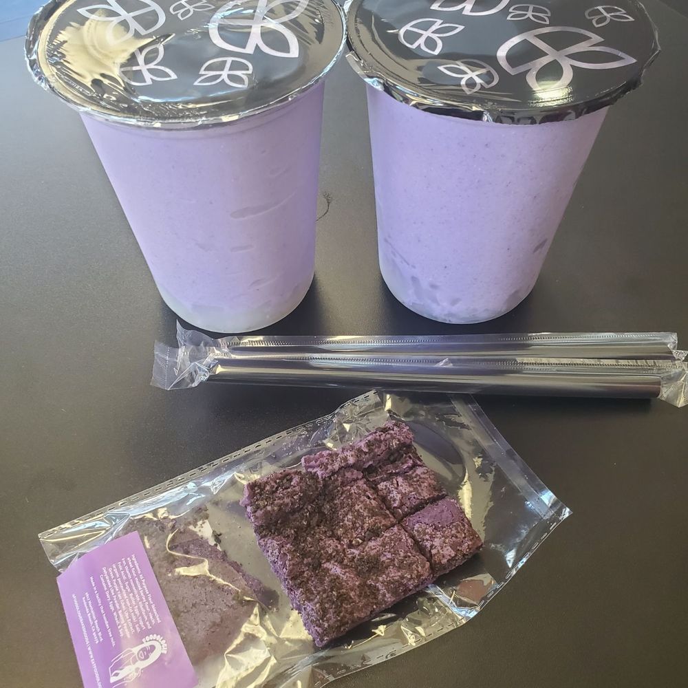 Boba Break Tea House - Taro Smoothie with lychee jelly and their new Ube brownie - Bubble Tea Near Me - Chino, California Boba Break Tea House - Taro Smoothie with lychee jelly and their new Ube brownie - Bubble Tea Near Me - Chino, California