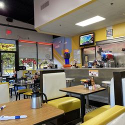 Sunny Side Up - Inside restaurant