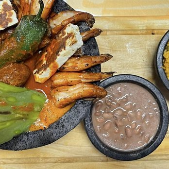 Mi Tierra Restaurante - Molcajete!!! - Salvadoran Near Me - Panorama City, California Mi Tierra Restaurante - Molcajete!!! - Salvadoran Near Me - Panorama City, California
