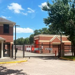Public Storage