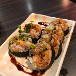 Kotoyama Sushi - Twister roll.