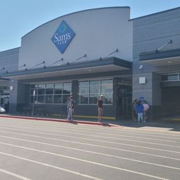 Exterior outside entrance of Sam's Club - Denver, Colorado Exterior outside entrance of Sam's Club - Denver, Colorado