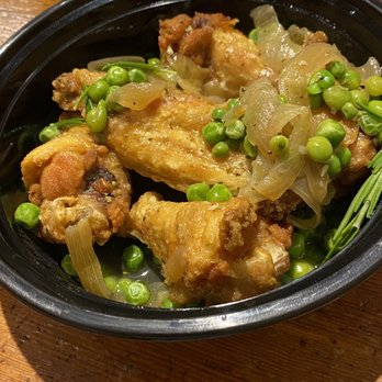 Bartoli's Pizzeria - Wings Vesuvio - Pizza Near Me - Chicago, Illinois