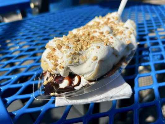 Tom's Dairy Freeze by null