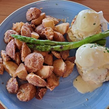 Beach House - Eggs Benedict with crab meat - Bars Near Me - Pompano Beach, Florida