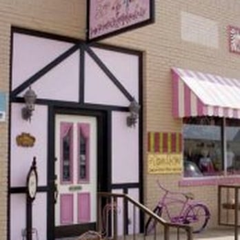 Girlfriends Boutique - Day Spas Near Me - Muenster, Texas Girlfriends Boutique - Day Spas Near Me - Muenster, Texas