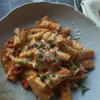 Queens Harbour - Spicy Rigatoni Alla Vodka - Mediterranean Near Me - Toronto, Ontario
