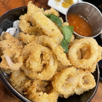 Spicy Shallot - Crispy Calamari - Thai Near Me - Elmhurst, New York Spicy Shallot - Crispy Calamari - Thai Near Me - Elmhurst, New York