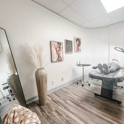 Color Of Culture - Customer and decor