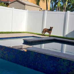 Beautiful clean pool! Beautiful clean pool!