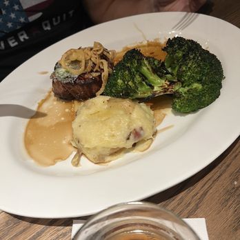 Cooper’s Hawk Winery & Restaurant - Filet with a whole head of broccoli haha! - Desserts Near Me - Gilbert, Arizona