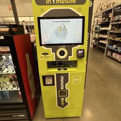 Lowe's Home Improvement - Copy keys in 1 minute