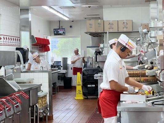 In-N-Out Burger by null