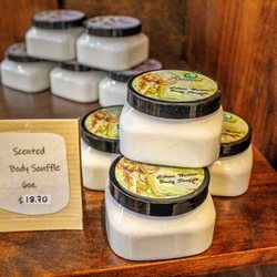 Renaud Naturals