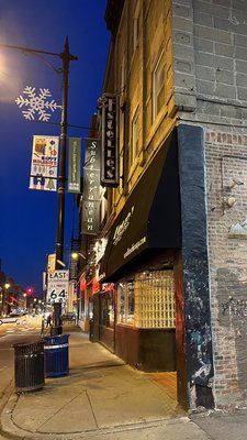 Estelle's Cafe & Lounge by null