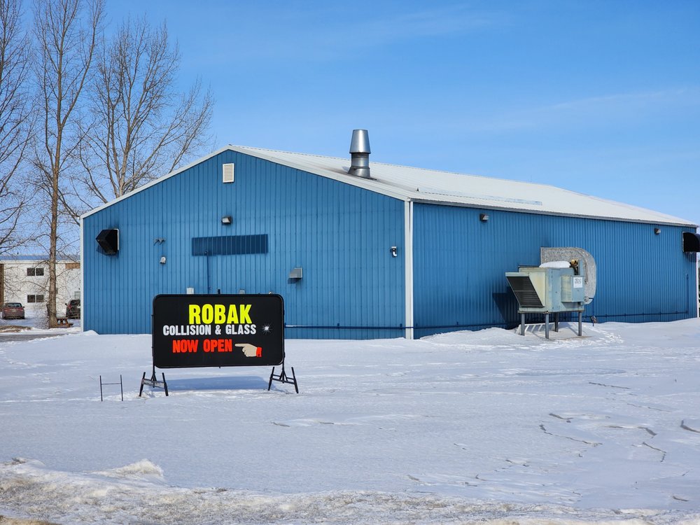 ROBAK COLLISION AND GLASS Updated August 2024 Request a Quote