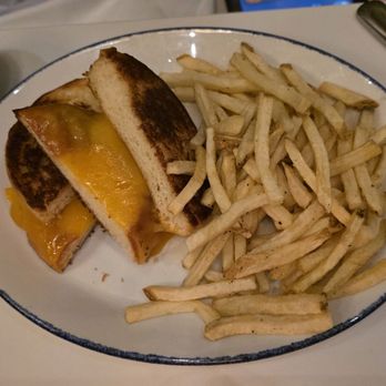 Briza Restaurant - Grilled cheese and fries - Sushi Bars Near Me - Memphis, Tennessee Briza Restaurant - Grilled cheese and fries - Sushi Bars Near Me - Memphis, Tennessee
