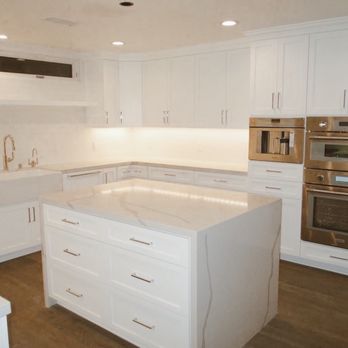 Northridge Cabinet Warehouse - a kitchen with white cabinets - General Contractors Near Me - Northiridge, California Northridge Cabinet Warehouse - a kitchen with white cabinets - General Contractors Near Me - Northiridge, California