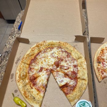Papa Johns Pizza - 2 topping pepperoni - Pizza Near Me - Byram, Mississippi Papa Johns Pizza - 2 topping pepperoni - Pizza Near Me - Byram, Mississippi
