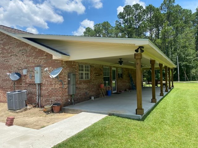 Slide of B&M Roofing