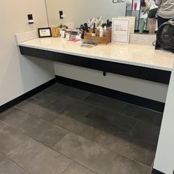 Power Life - Lee's Summit - Locker room amenities