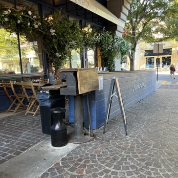 maman - Outside - Breakfast & Brunch Near Me - Bethesda, Maryland maman - Outside - Breakfast & Brunch Near Me - Bethesda, Maryland