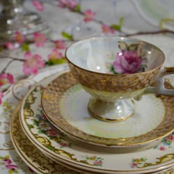 Something Borrowed - Beautiful place settings for every occasion