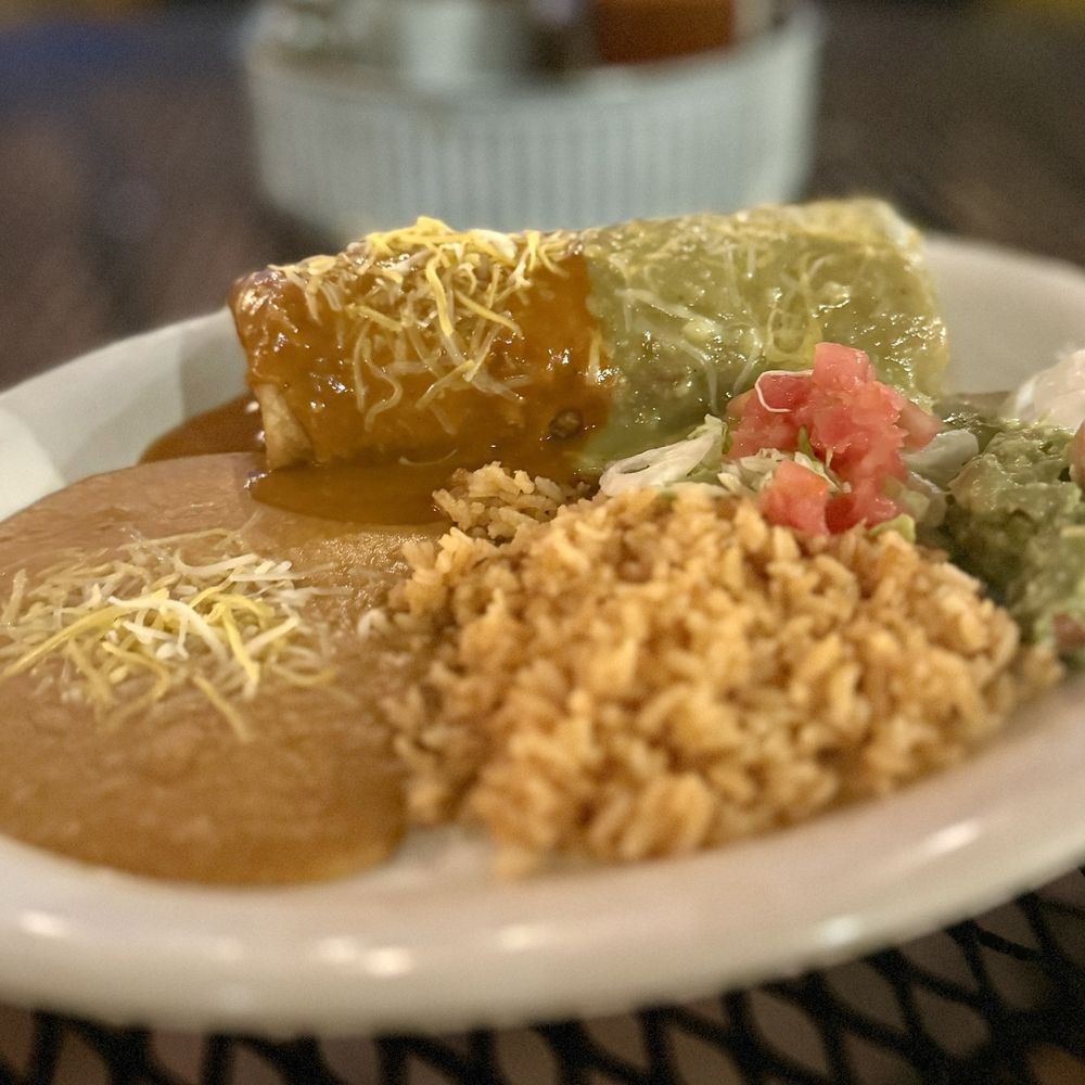 El Sur Restaurant - Shredded Beef Chimichanga - Mexican Near Me - Tucson, Arizona El Sur Restaurant - Shredded Beef Chimichanga - Mexican Near Me - Tucson, Arizona