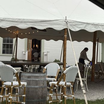Gooseneck Vineyards - Wineries Near Me - North Kingstown, Rhode Island