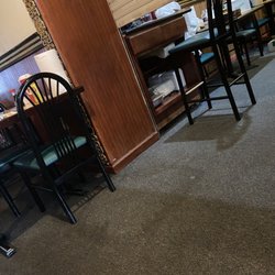 Young's Garden Chinese Restaurant - Dining room
