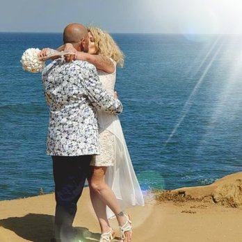 Socal Vows - Thank you So CA VOWS   YOU WENT ABOVE and BEYOND.  Detail orrinated  helpful. Team outstanding!!! - Officiants Near Me