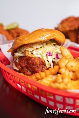 Ricky's Hot Chicken by null