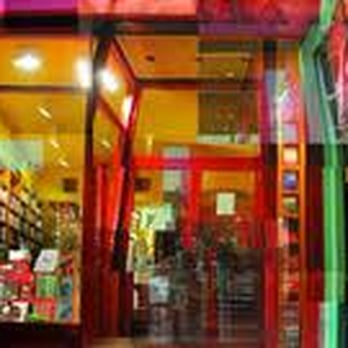 Gallimard - La librairie Gallimard de Montréal sur le boulevard Saint-Laurent - Bookstores Near Me - Montreal, Quebec
