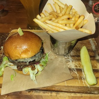 Finney's Crafthouse - Burbank - Finney Burger and mango here  yummmmm - New American Near Me - Burbank, California