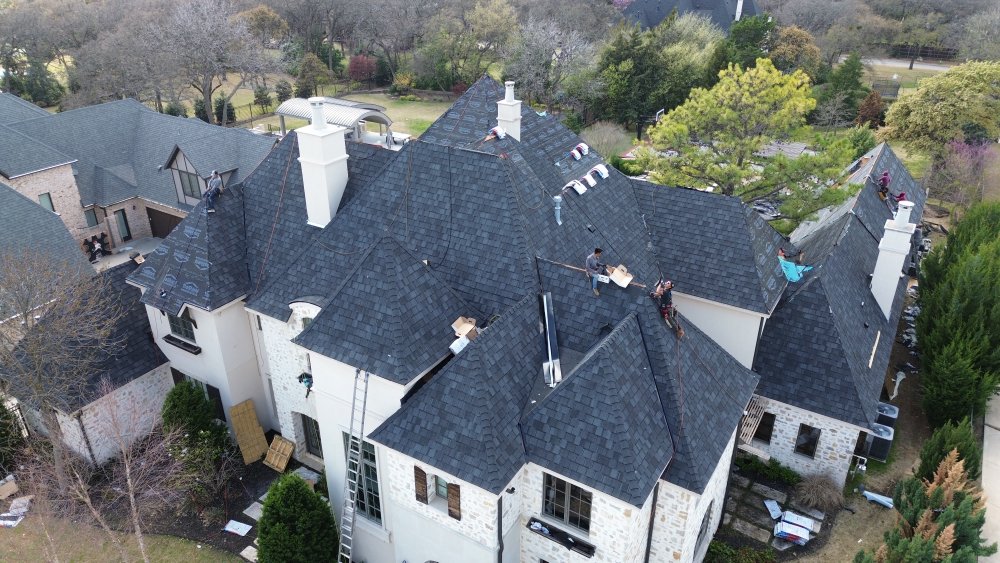 Slide of Leufy Roofing